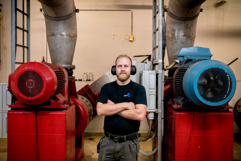 Vores maskinmester videreuddanner sig i vedligehold af fremtidens energiløsninger